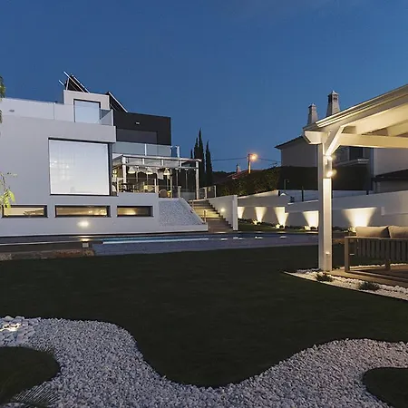 Vila C